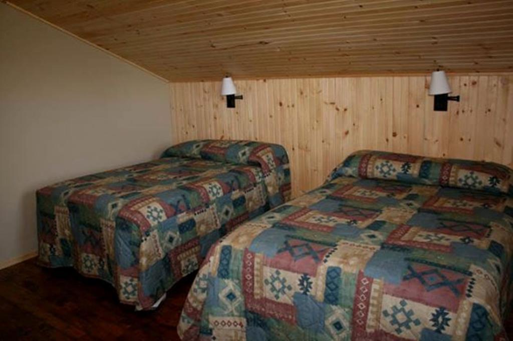 Lanes Riverhouse Inn & Cottages Montague Cameră foto